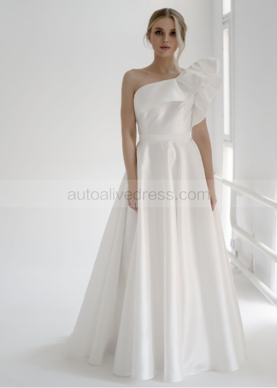 One Shoulder Ivory Satin Fashionable Wedding Dress